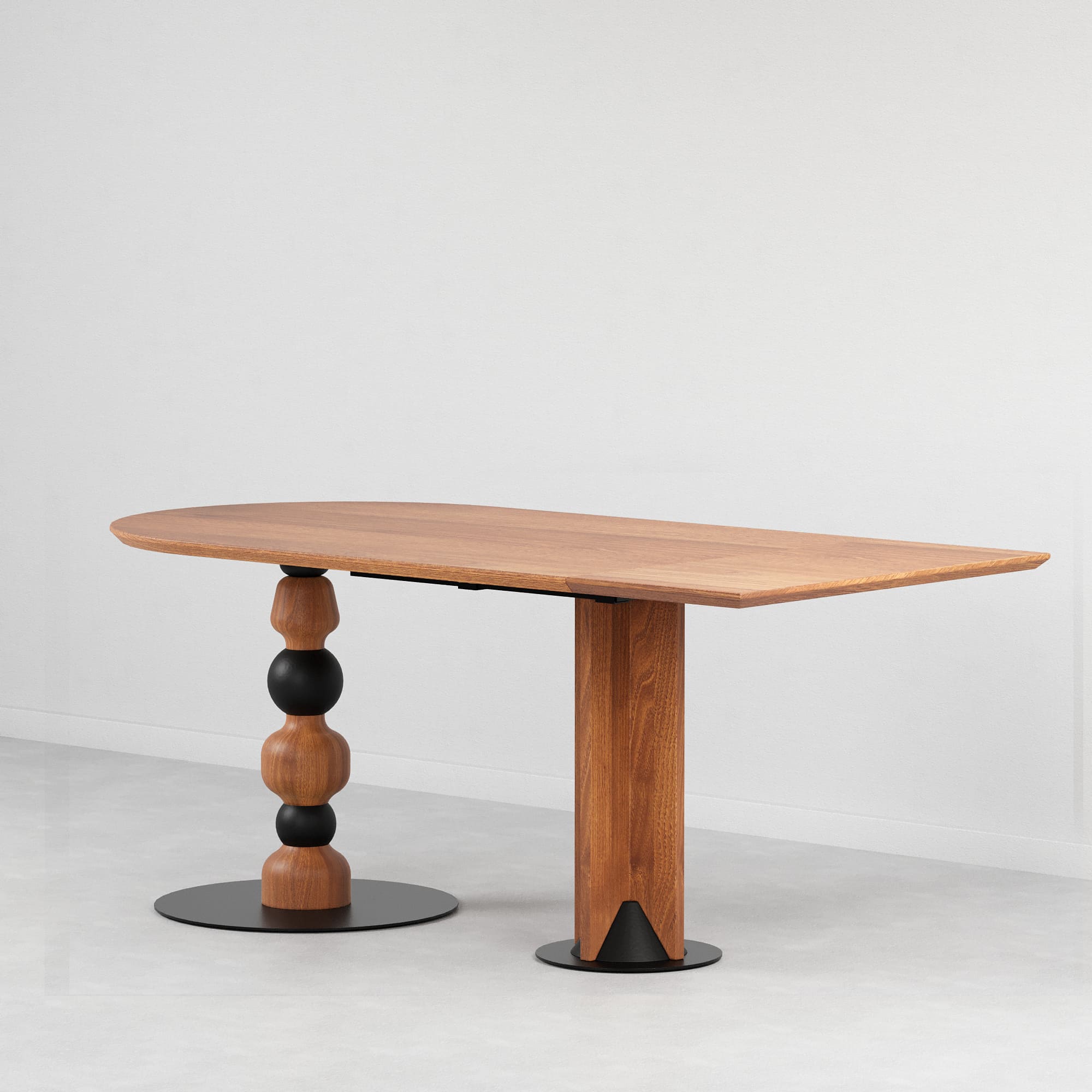 Sandro Dining Table