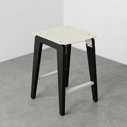 Akaei Stool – Black Stained
