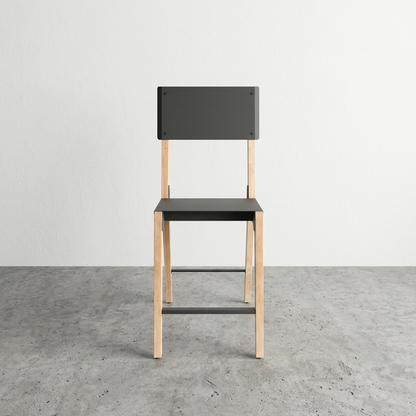 Akaei Chair
