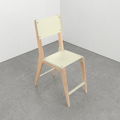 Akaei Chair