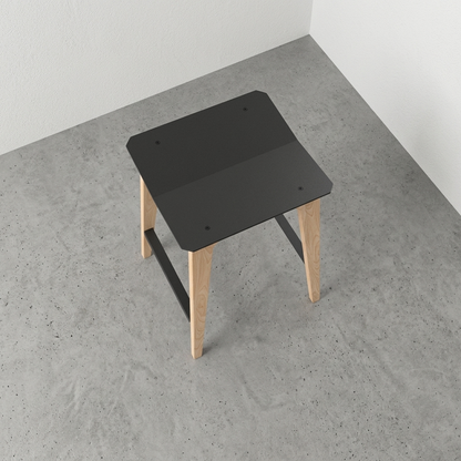 Akaei Stool