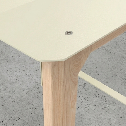 Akaei Stool