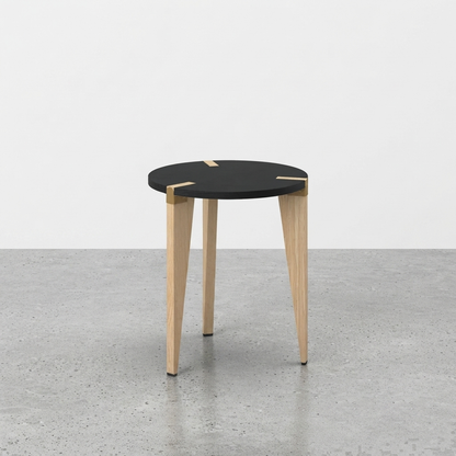 Saki Stool