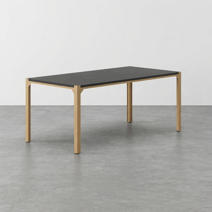 Schlight Dining Table