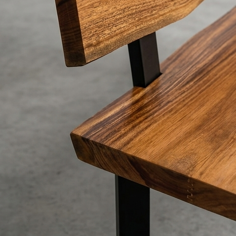 Darwin Bench A
