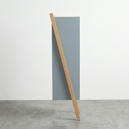 Muro Display Stand