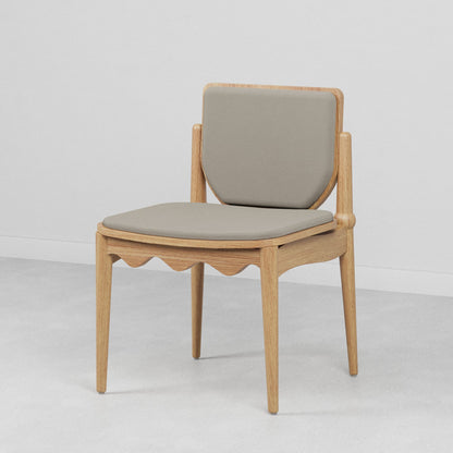 Flavin Chair