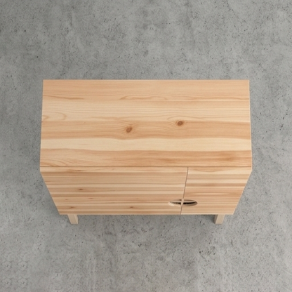 Saeko Cabinet