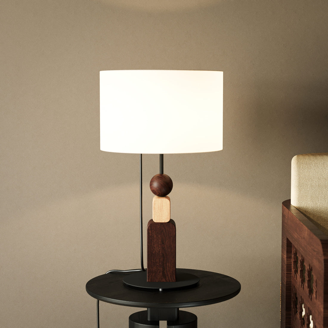 Luna Beam Table Lamp