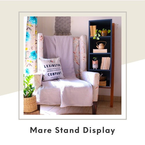 Mare Display Stand