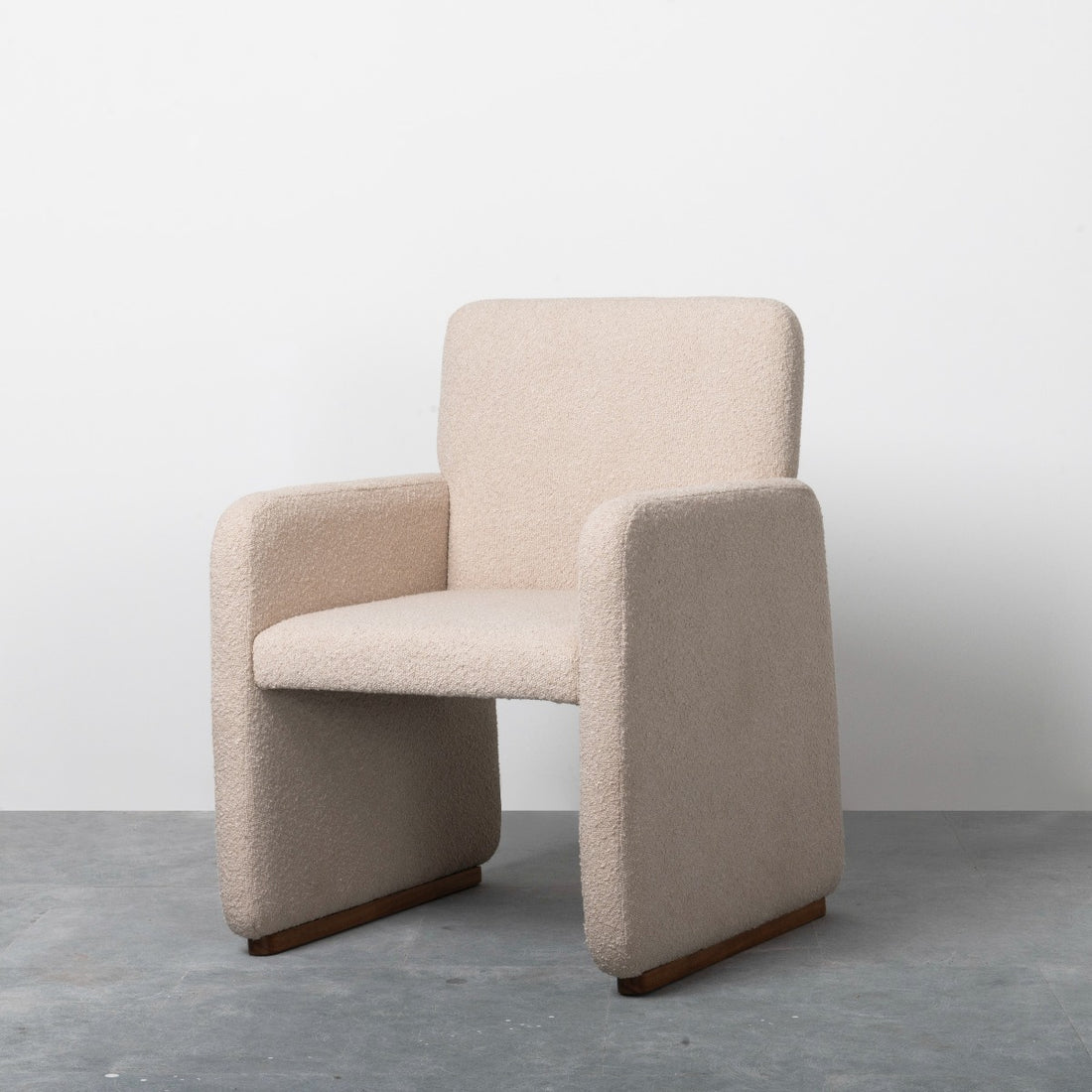 Okoyo Chair