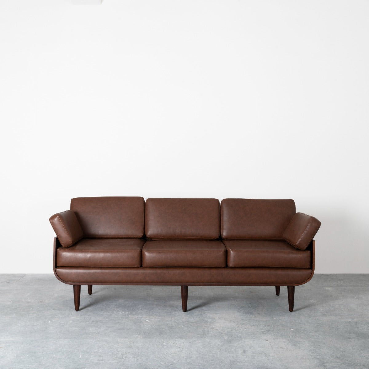 Brevis Sofa