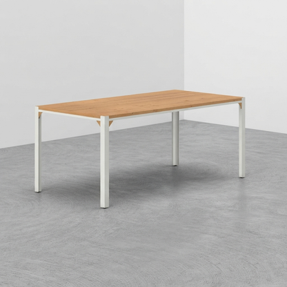 Schlight Dining Table