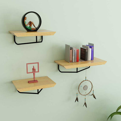 Pero Shelves