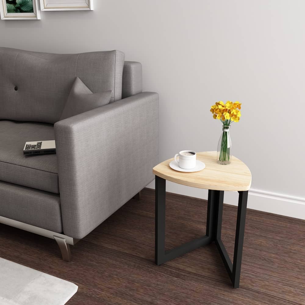 Piatta End Table