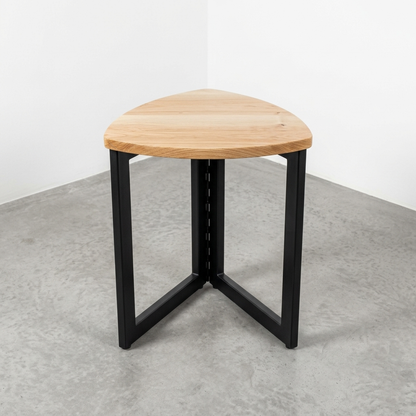 Piatta End Table
