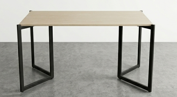 Piatta Table