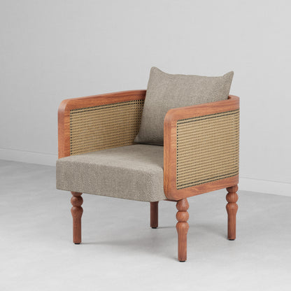 Quinn Lounge Chair 2