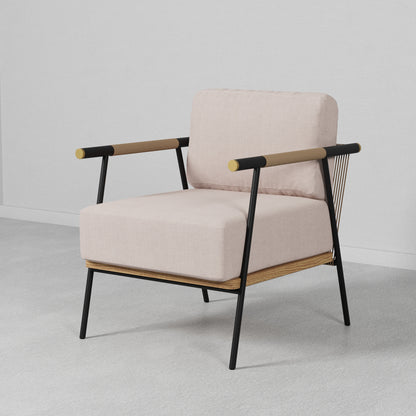 Renova Lounge Chair