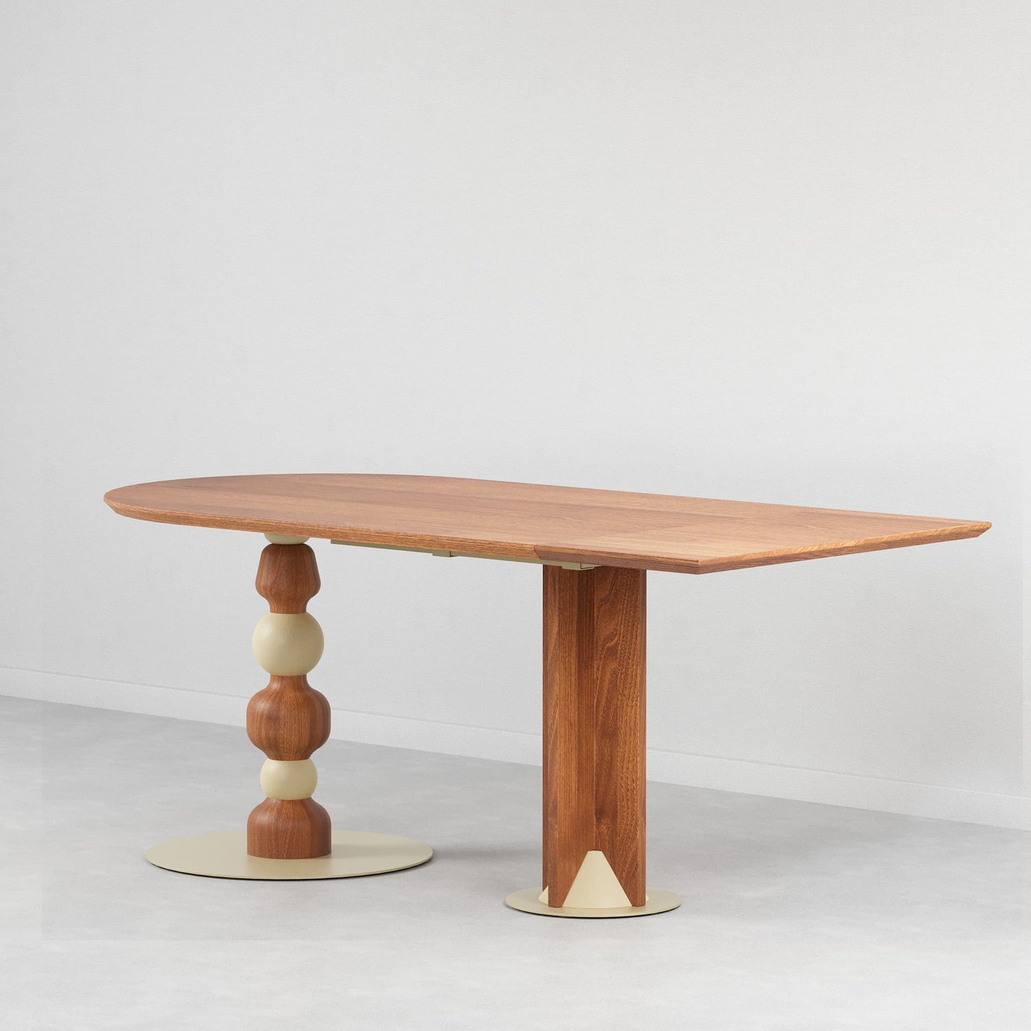 Sandro Dining Table