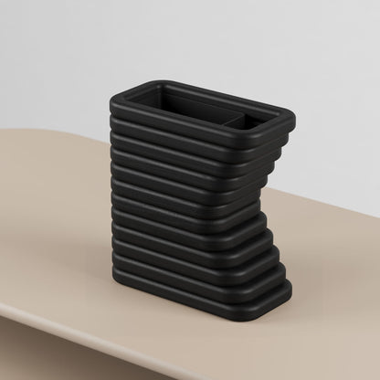 Tessra Planter