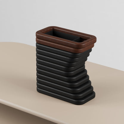 Tessra Planter