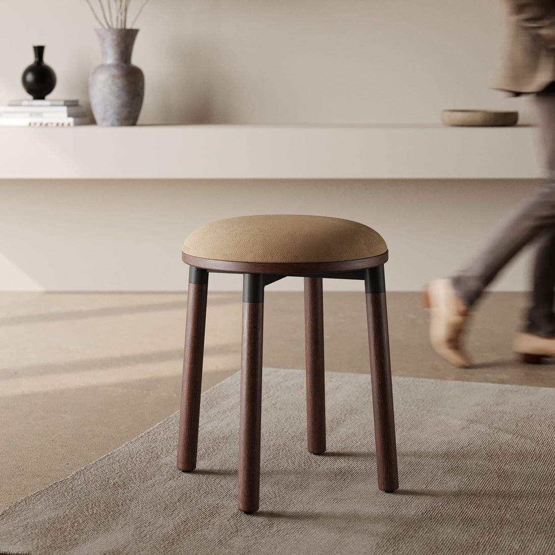 Travis Stool