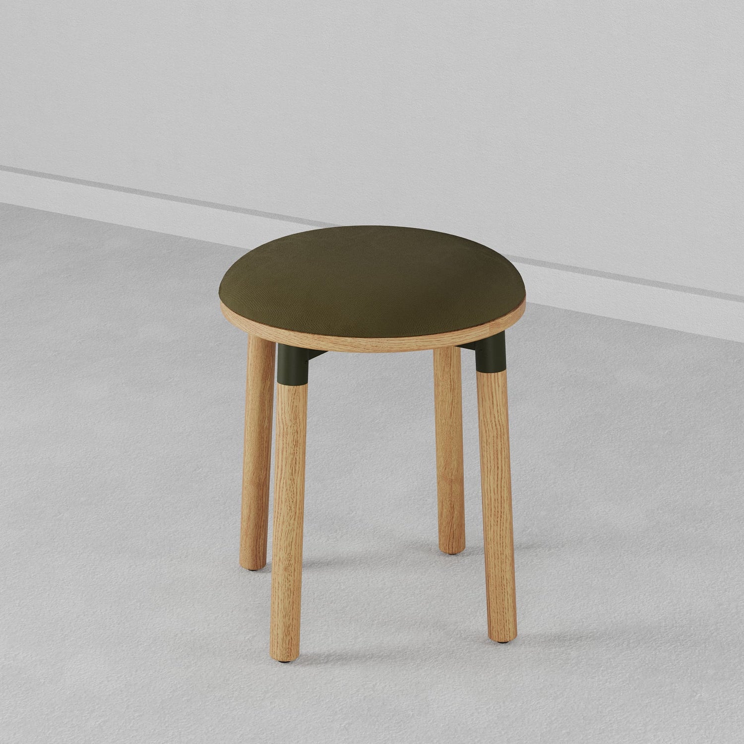 Travis Stool