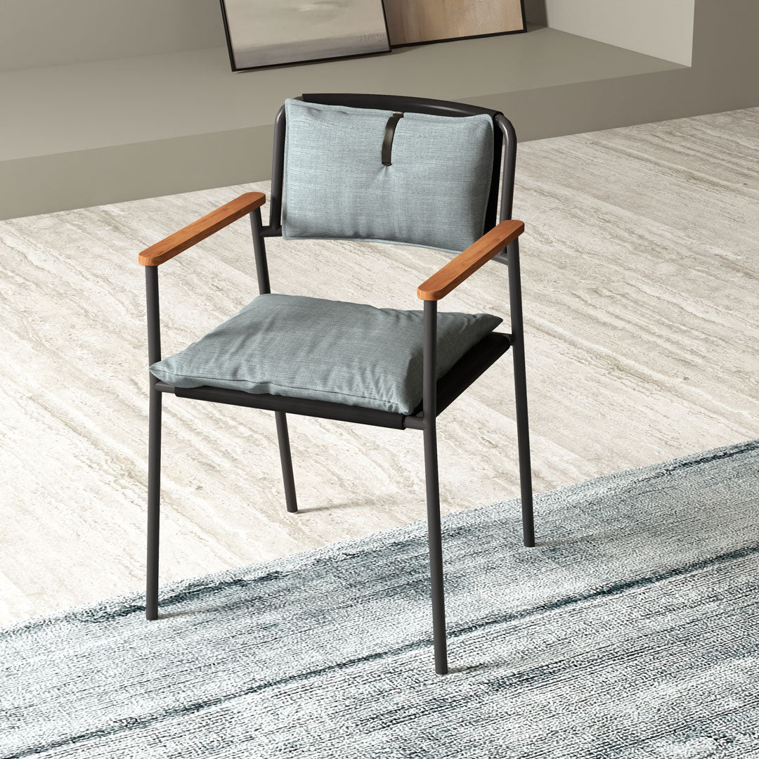 Xari Chair